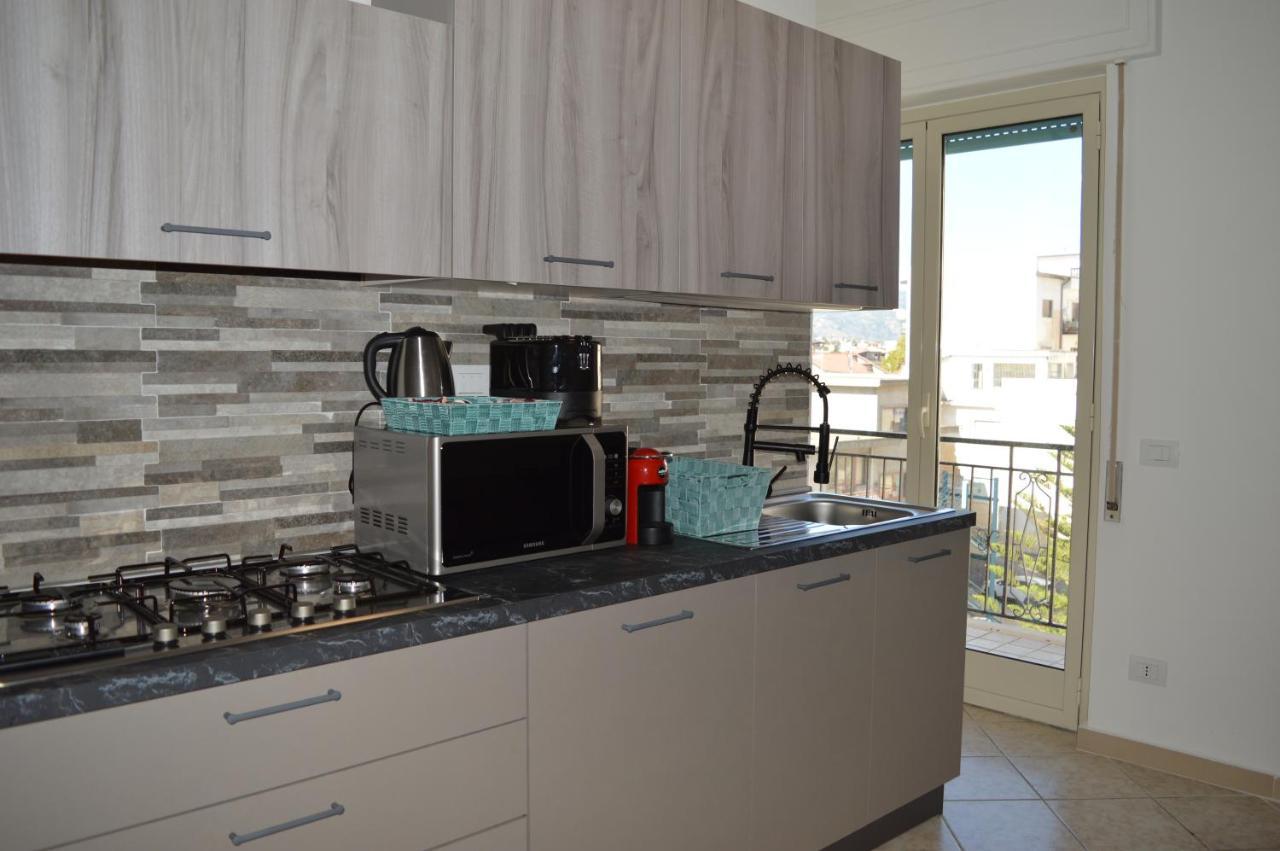 Emerella Guest House Siderno Beach Exterior foto