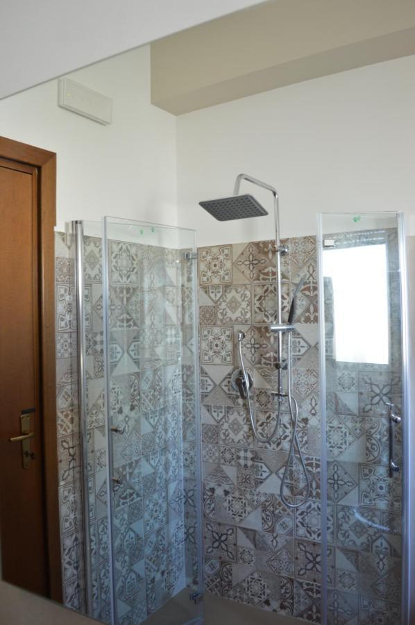Emerella Guest House Siderno Beach Exterior foto