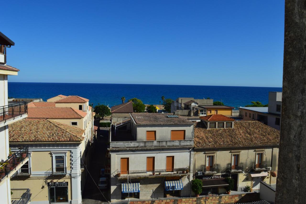 Emerella Guest House Siderno Beach Exterior foto