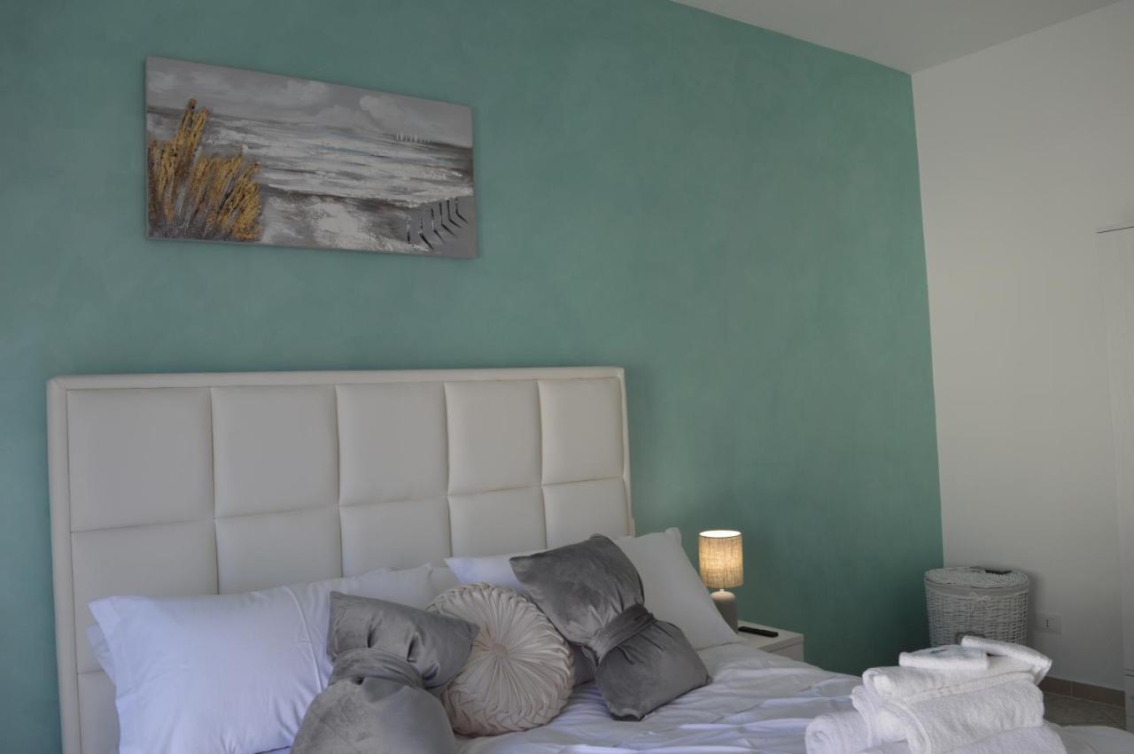 Emerella Guest House Siderno Beach Exterior foto