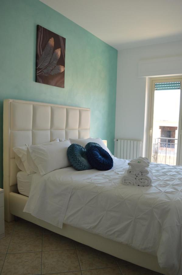 Emerella Guest House Siderno Beach Exterior foto